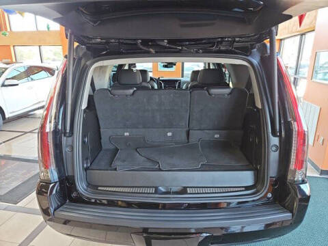 2019 Cadillac Escalade Luxury