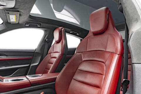 2020 Porsche Taycan Turbo