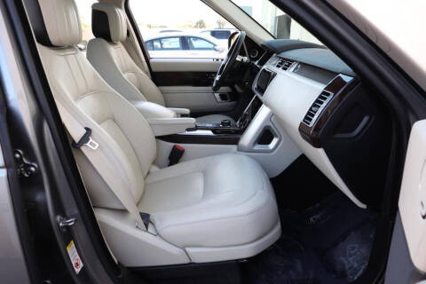 2020 Land Rover Range Rover P525 HSE