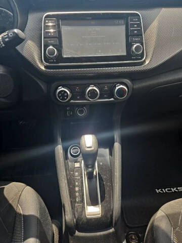 2020 Nissan Kicks S