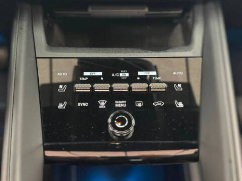 2024 Porsche Macan 4 Electric