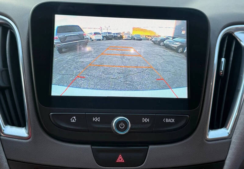 2017 Chevrolet Malibu LT