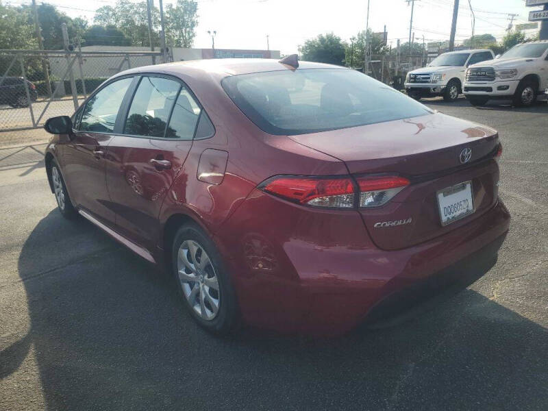 2025 Toyota Corolla LE