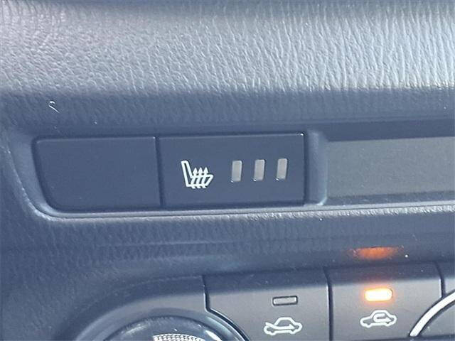 2017 Mazda MAZDA3 Touring