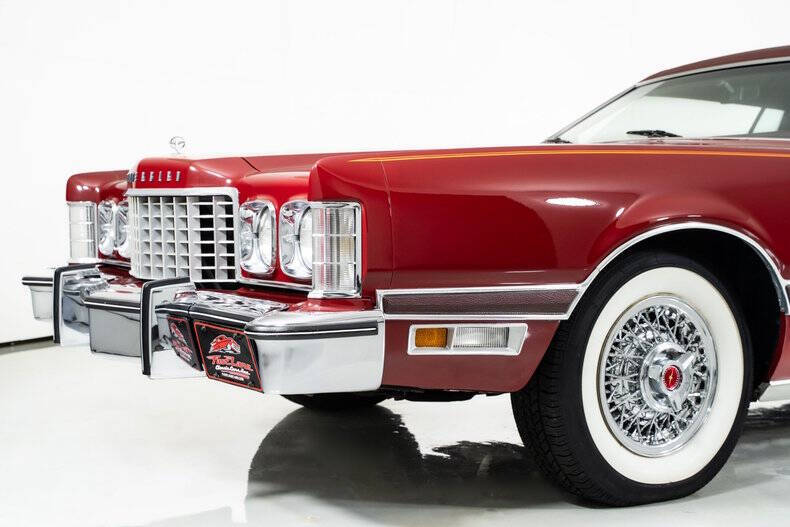 1975 Ford Thunderbird