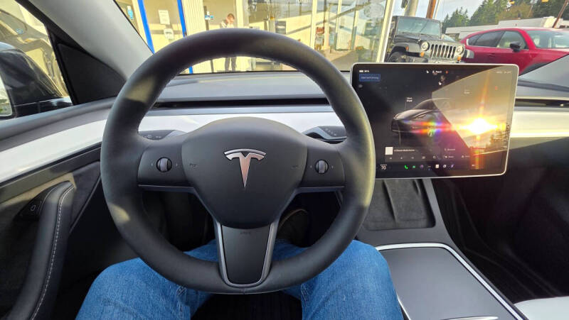 2024 Tesla Model Y Long Range