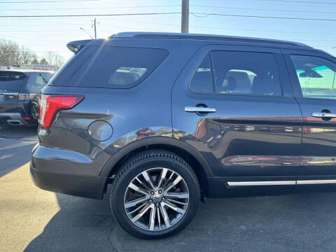 2017 Ford Explorer Platinum