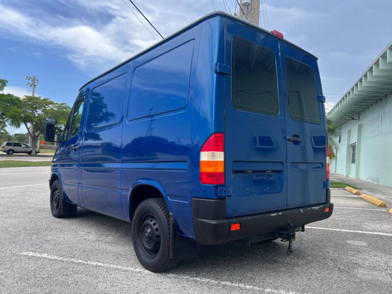 2005 Dodge Sprinter 2500