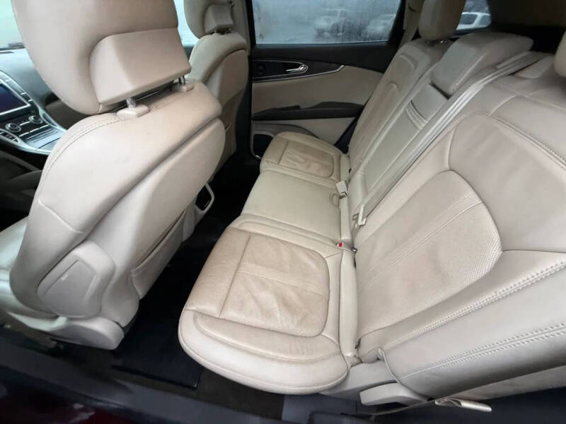 2019 Lincoln Nautilus Reserve