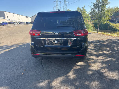 2019 Kia Sedona EX