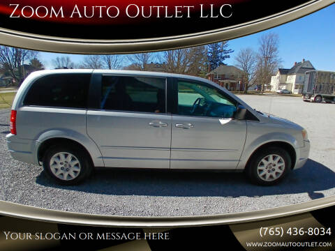 2010 Chrysler Town and Country for sale at Zoom Auto Outlet LLC in Thorntown IN