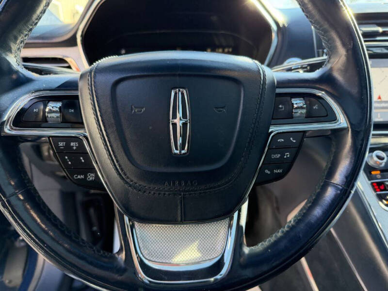 2017 Lincoln Continental Black Label