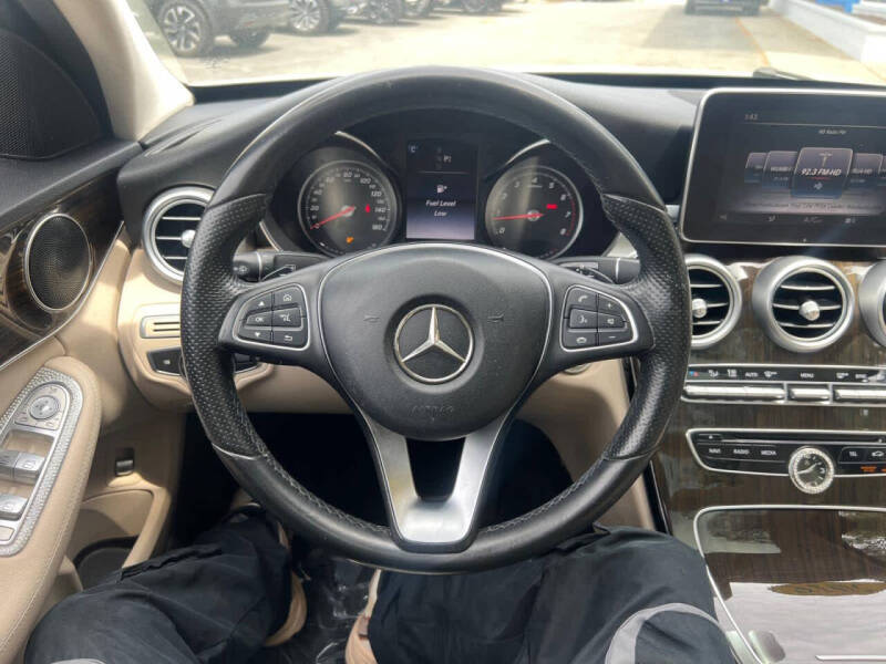 2016 Mercedes-Benz C-Class