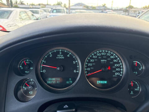 2013 Chevrolet Suburban LS