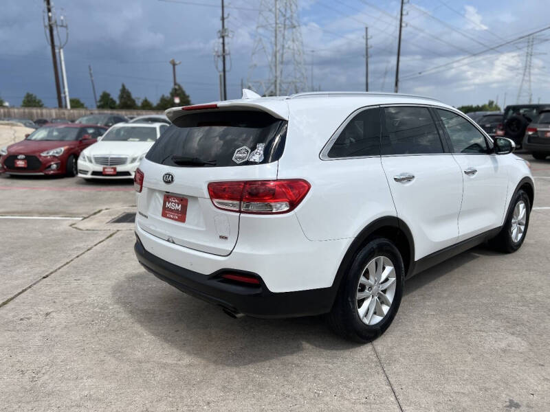 2017 Kia Sorento LX