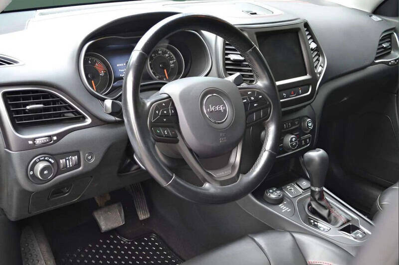 2021 Jeep Cherokee Trailhawk