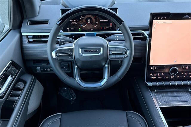 2025 GMC Sierra EV Denali