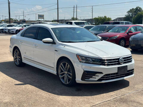 2019 Volkswagen Passat SE R-Line