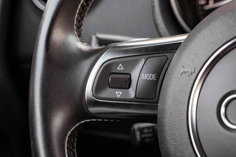 2012 Audi TTS 2.0T quattro Prestige