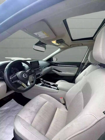 2020 Nissan Altima 2.5 SV