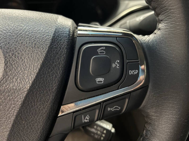 2018 Toyota Avalon XLE