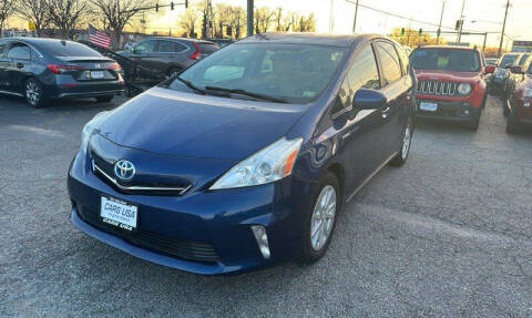 2012 Toyota Prius v Two