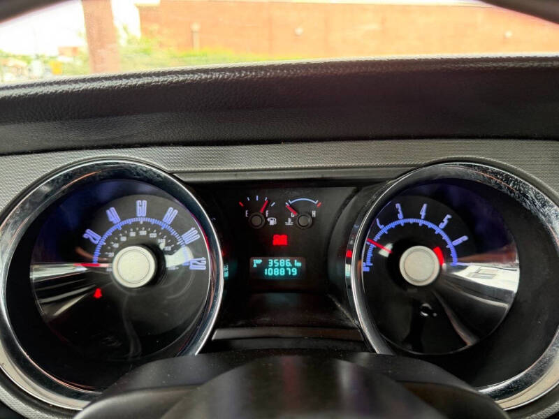 2010 Ford Mustang V6