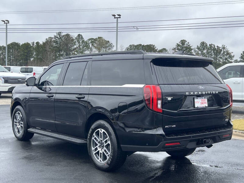 2025 Ford Expedition MAX Active