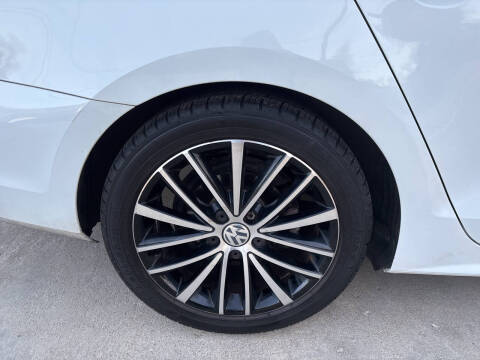 2016 Volkswagen Jetta 1.8T Sport