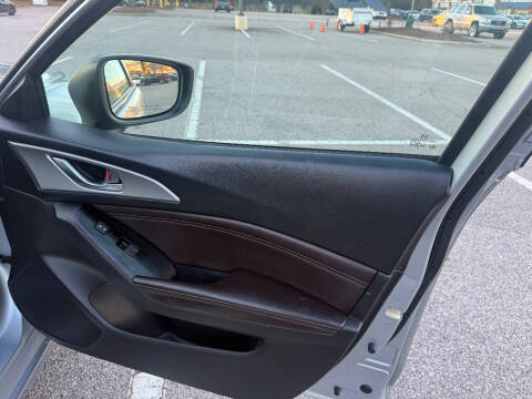 2017 Mazda MAZDA3 Touring