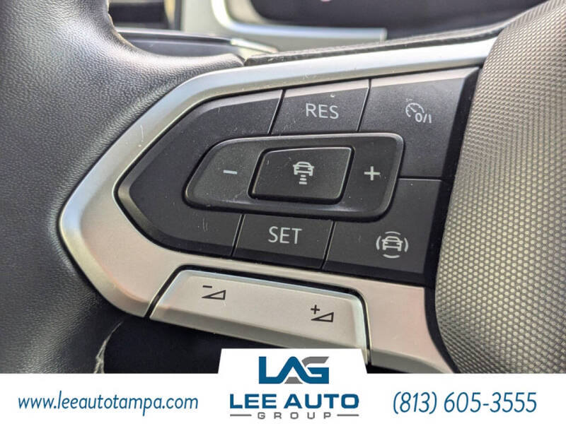 2022 Volkswagen Atlas SE