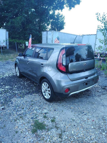 2018 Kia Soul +