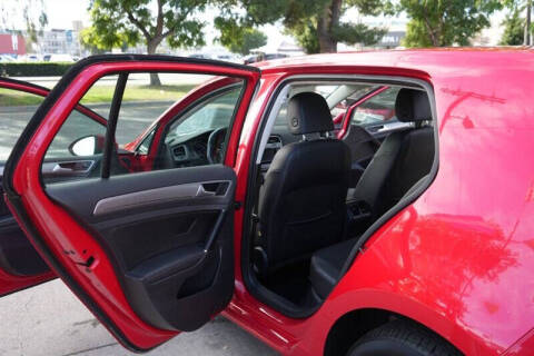 2015 Volkswagen Golf TSI SE