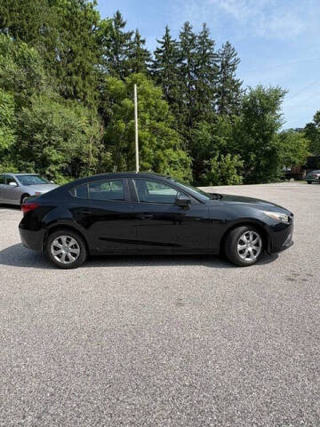 2015 Mazda MAZDA3 i SV