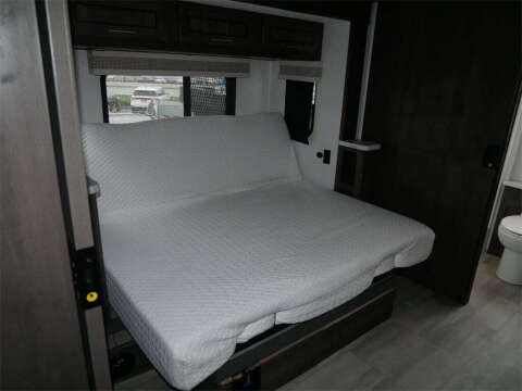 2023 Ford Motorhome Chassis