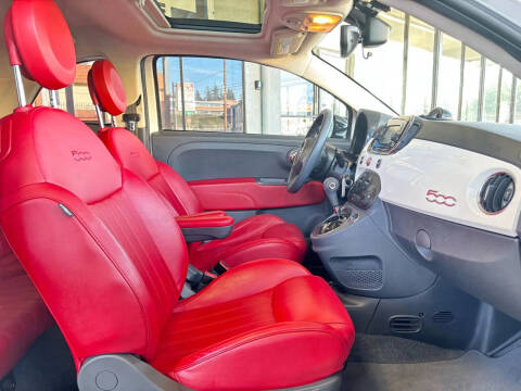 2017 FIAT 500 Lounge