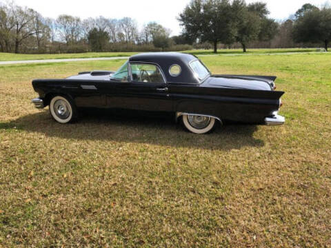 1957 Ford Thunderbird