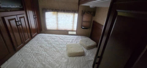 2013 SUNSEEKER SSC3050SF