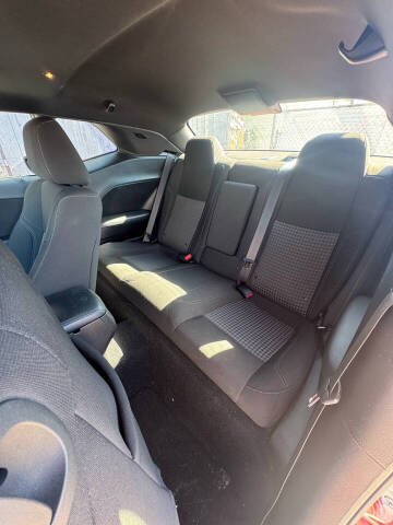 2022 Dodge Challenger SXT