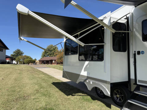 2026 Alliance RV Avenue