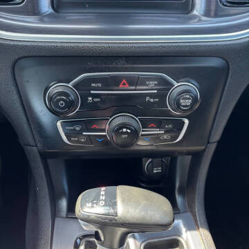 2018 Dodge Charger SXT