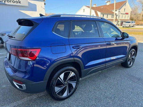 2024 Volkswagen Taos SE 4Motion