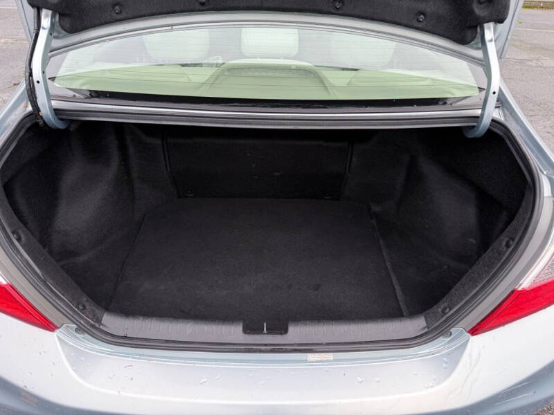 2012 Honda Civic Hybrid w/Navi