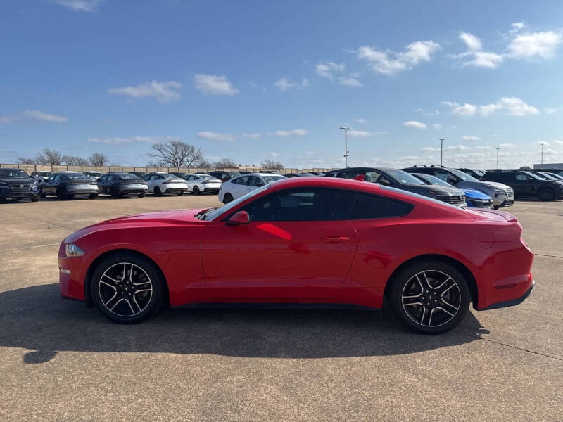 2022 Ford Mustang EcoBoost Premium