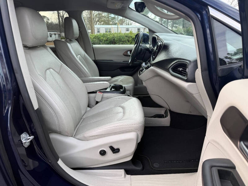 2018 Chrysler Pacifica Touring L Plus