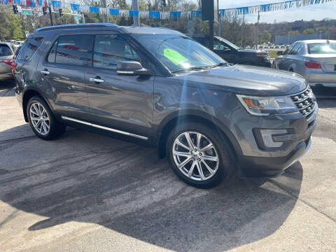 2017 Ford Explorer for sale at Motley's Auto World in Danville VA