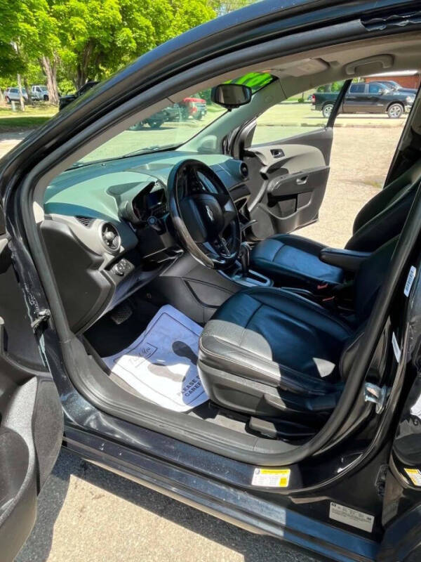 2015 Chevrolet Sonic LTZ Auto