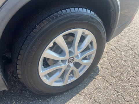 2020 Nissan Rogue SV