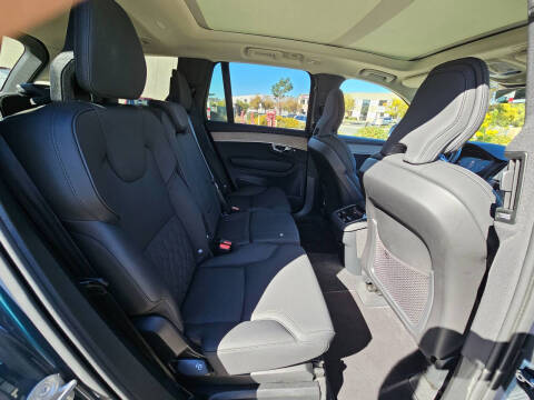 2025 Volvo XC90 B6 Plus Bright Theme 7P