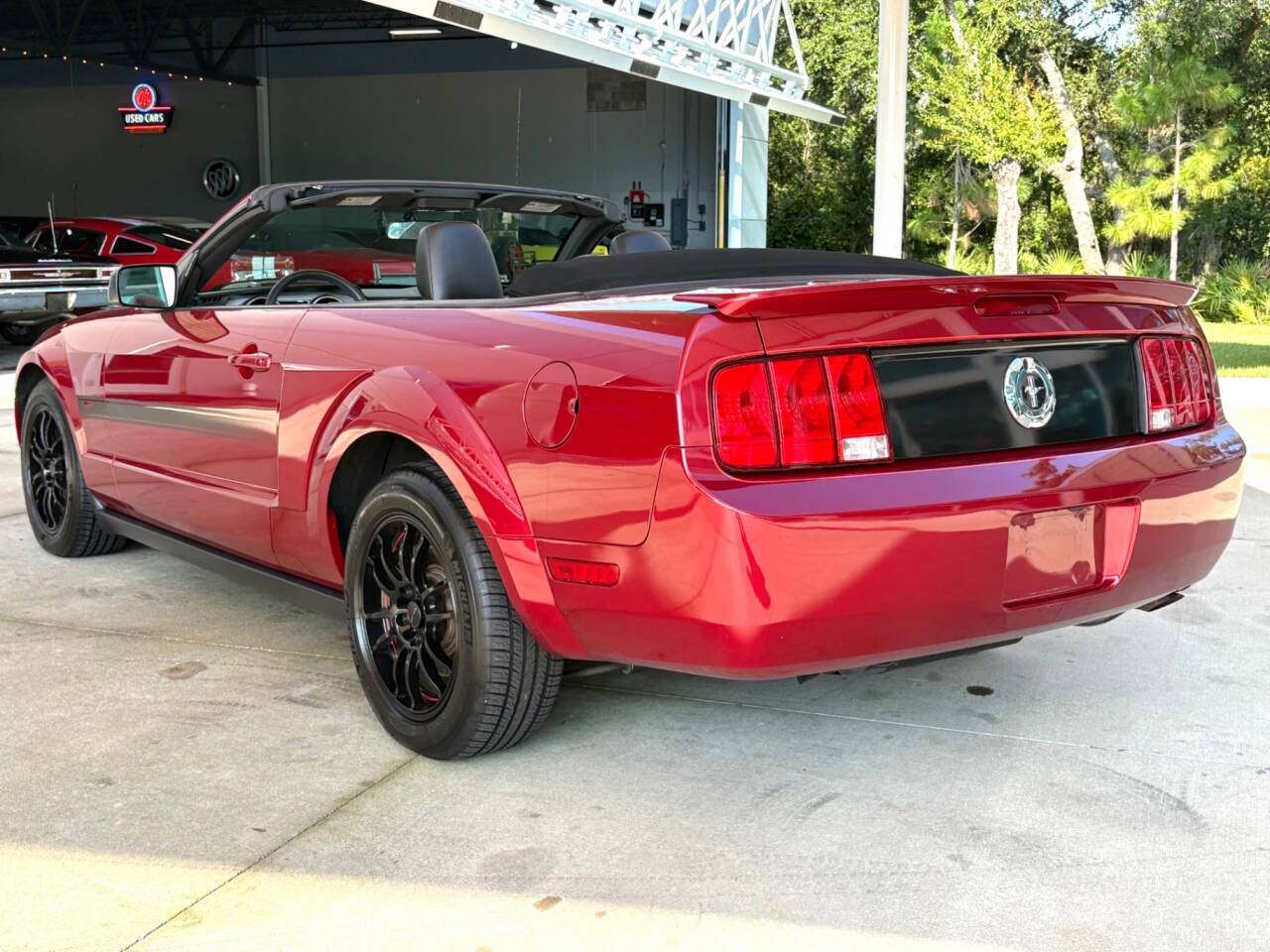 2006 Ford Mustang 10
